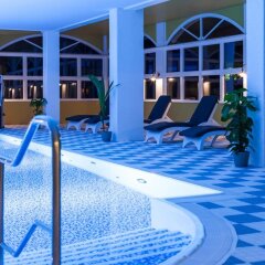 Отель Ferienpark Markgrafenheide Германия, Росток - отзывы, цены и фото номеров - забронировать отель Ferienpark Markgrafenheide онлайн бассейн