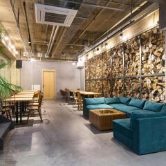 THE LIFE hostel & bar lounge Хаката интерьер отеля