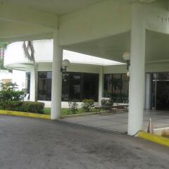 Отель Tumon Bay Capital Hotel США, Тамунинг - 8 отзывов об отеле, цены и фото номеров - забронировать отель Tumon Bay Capital Hotel онлайн парковка