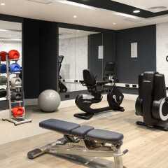 Отель DoubleTree by Hilton Madrid-Prado фитнесс-зал фото 3