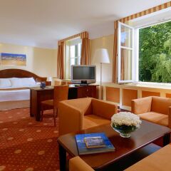 Отель Sheraton Grand Salzburg Зальцбург комната для гостей фото 4