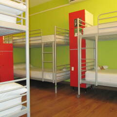 Feetup Yellow Nest Hostel Barcelona Барселона детские мероприятия