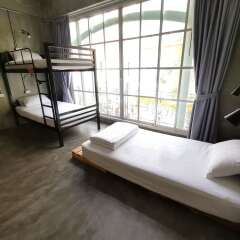 Urbanite Hostel Бангкок ванная фото 2