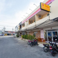 Отель Hock Mansion Phuket парковка