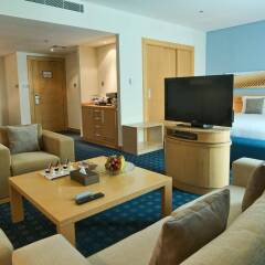 City Seasons Hotel Muscat комната для гостей