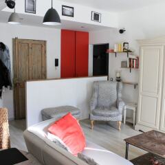 Апартаменты Lovely Apartment комната для гостей фото 3