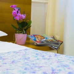Hotel Ristorante Sbranetta Роццано сейф в номере