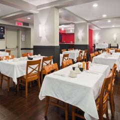Отель Best Western Plus Gatineau-Ottawa Канада, Гатино - отзывы, цены и фото номеров - забронировать отель Best Western Plus Gatineau-Ottawa онлайн питание
