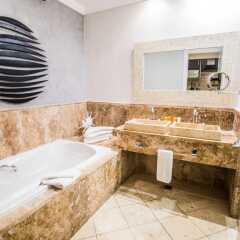 Отель Ancora Punta Cana, All Suites Destination Resort Доминикана, Пунта Кана - 1 отзыв об отеле, цены и фото номеров - забронировать отель Ancora Punta Cana, All Suites Destination Resort онлайн ванная фото 2