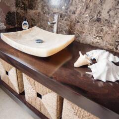 Отель The Host Boutique Guesthouse Слима ванная