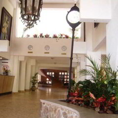 Caleta Hotel интерьер отеля