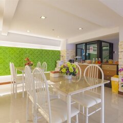 Patong Max Value Hotel гостиничный бар