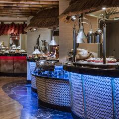 Отель Crowne Plaza Dubai - Deira Дубай питание