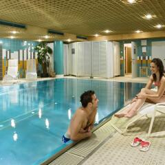 Отель Mercure Budapest Korona Hotel Венгрия, Будапешт - 2 отзыва об отеле, цены и фото номеров - забронировать отель Mercure Budapest Korona Hotel онлайн бассейн