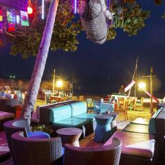 The Fair House Beach Resort & Hotel развлечения