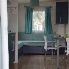 Отель Albatross Camping - Europa Silvella Манерба-дель-Гарда комната для гостей фото 3