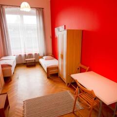 Отель Cinnamon Hostel Польша, Вроцлав - отзывы, цены и фото номеров - забронировать отель Cinnamon Hostel онлайн комната для гостей фото 5