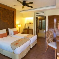 Отель Crimson Resort and Spa Mactan Филиппины, Лапу-Лапу - 1 отзыв об отеле, цены и фото номеров - забронировать отель Crimson Resort and Spa Mactan онлайн комната для гостей фото 4