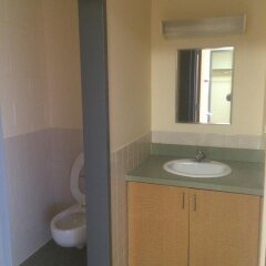 Отель NYC Summer Dorms Queens США, Нью-Йорк - отзывы, цены и фото номеров - забронировать отель NYC Summer Dorms Queens онлайн ванная
