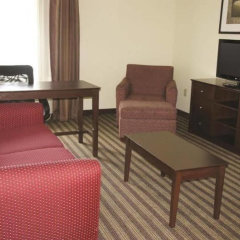 La Quinta Inn & Suites by Wyndham Baton Rouge Denham Springs in Baton Rouge, United States of America from 135$, photos, reviews - zenhotels.com room amenities photo 2