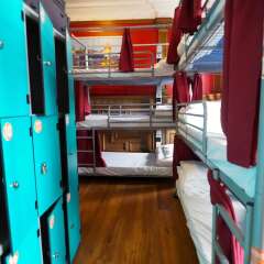 St Christopher's Edinburgh Hostel Эдинбург балкон
