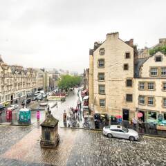 Отель GuestReady Apartment in Historic Grassmarket Великобритания, Эдинбург - отзывы, цены и фото номеров - забронировать отель GuestReady Apartment in Historic Grassmarket онлайн балкон