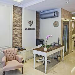 Mr. Bird Hotel Турция, Стамбул - 1 отзыв об отеле, цены и фото номеров - забронировать отель Mr. Bird Hotel онлайн интерьер отеля