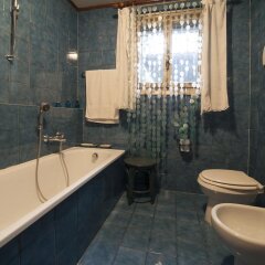 Отель Bed and Breakfast Miotto Италия, Монтегальда - отзывы, цены и фото номеров - забронировать отель Bed and Breakfast Miotto онлайн ванная