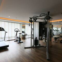 Отель Riva Surya Bangkok фитнесс-зал фото 3