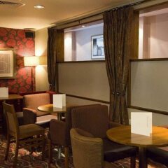 Отель Premier Inn London Kensington интерьер отеля фото 3
