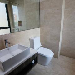 Отель Aqueen Hotel Kitchener Сингапур, Сингапур - 1 отзыв об отеле, цены и фото номеров - забронировать отель Aqueen Hotel Kitchener онлайн ванная