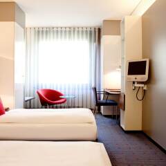 Hotel Vienna House Easy MO комната для гостей