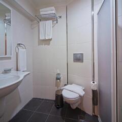 Sol Beach Hotel Турция, Мармарис - отзывы, цены и фото номеров - забронировать отель Sol Beach Hotel - All Inclusive - Adults Only онлайн ванная