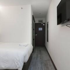 Отель Zen Rooms Jalan Cheras Kuala Lumpur Малайзия, Куала-Лумпур - отзывы, цены и фото номеров - забронировать отель Zen Rooms Jalan Cheras Kuala Lumpur онлайн комната для гостей фото 3