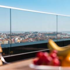 Отель InterContinental Lisbon бассейн