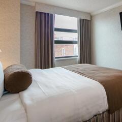 Отель BEST WESTERN PLUS Carlton Plaza Hotel Канада, Виктория - отзывы, цены и фото номеров - забронировать отель BEST WESTERN PLUS Carlton Plaza Hotel онлайн комната для гостей