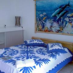 Отель Pension De La Plage сейф в номере