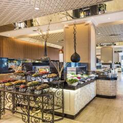 Rixos Downtown Antalya Турция, Анталья - 7 отзывов об отеле, цены и фото номеров - забронировать отель Rixos Downtown Antalya онлайн питание