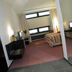 Отель Four Points by Sheraton Sihlcity Zurich удобства в номере фото 2