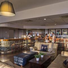 Bella Napa Bay Hotel гостиничный бар