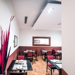 Ivanhoe Hostel питание