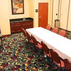 Отель Hampton Inn & Suites Los Angeles Burbank Airport Лос-Анджелес помещение для мероприятий