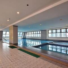 Апартаменты Piyavan Tower Serviced Apartment бассейн фото 3