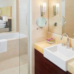 Sheraton Nha Trang Hotel & Spa ванная