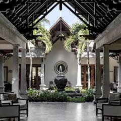 Отель Maradiva Villas Resort and Spa