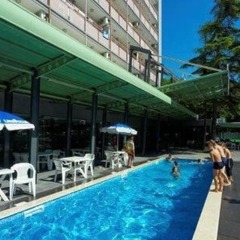 Tsarevets Hotel бассейн фото 3