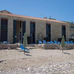 Отель Creta Seafront Residences с домашними животными