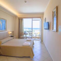 Lavris Hotel Bungalows комната для гостей