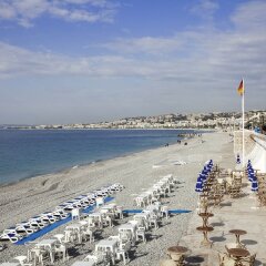 Отель ibis Styles Nice Aéroport Arenas Франция, Ницца - 8 отзывов об отеле, цены и фото номеров - забронировать отель ibis Styles Nice Aéroport Arenas онлайн пляж фото 2