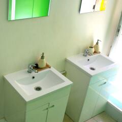 Locals Hostel & Suites ванная